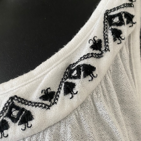 Urban Outfitters Tank Top - Picture 5 of 16